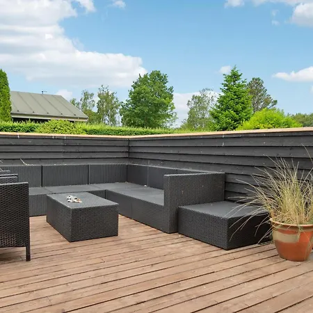 Lovely In Grenaa With Wifi Feriehus *